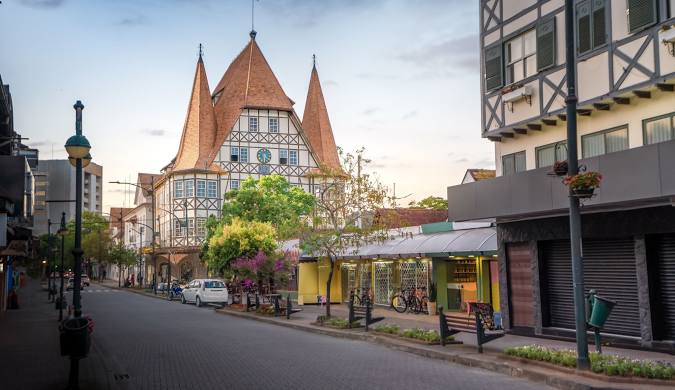 Foto retirada no centro de Blumenau, ótima localização para fugir das folias de Carnaval