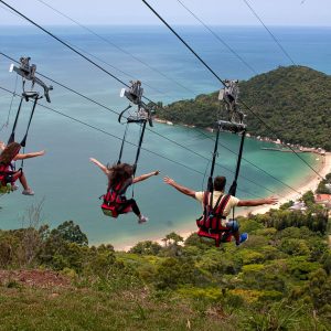 img_5df0038bea4930_40253982